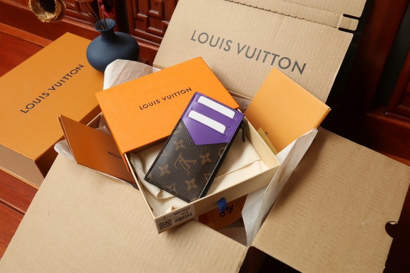 LV Wallets 8